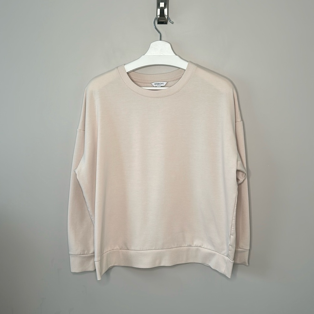 Reitmans R Essentials Cream Crew Neck Pull Over Sweatshirt